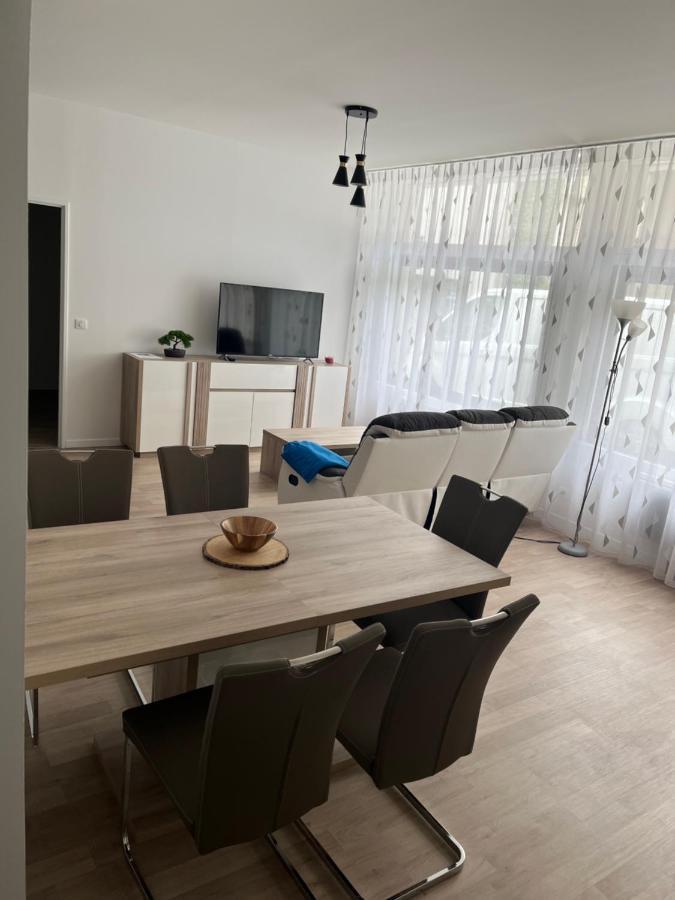 Appartement T4 140 M2 Spacieux Et Calme Pour 8 Personnes Luz-Saint-Sauveur Buitenkant foto
